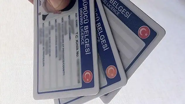 Eski tip ehliyetler için uyarı: Yenilemeyen binlerce lira ödeyecek