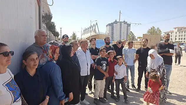 Ev Beklerken Ofis Çıktı: Halfettin Mahallesi Depremzedeleri Tepkili