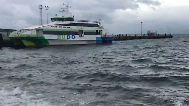 Fırtına deniz ulaşımını vurdu: İDO ve BUDO'da çok sayıda sefer iptal