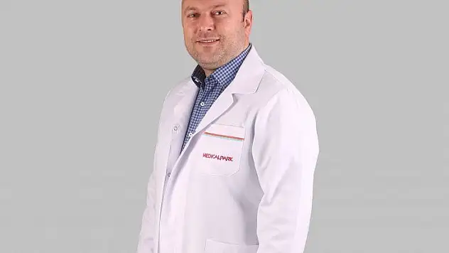 Fotoğraflarda kırmızı çıkmayan gözler hastalık habercisi olabilir