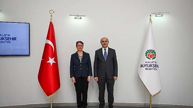 Fransa'dan Malatya'ya Deprem İş Birliği: Enkaz Geri Dönüşümünde Pilot İl
