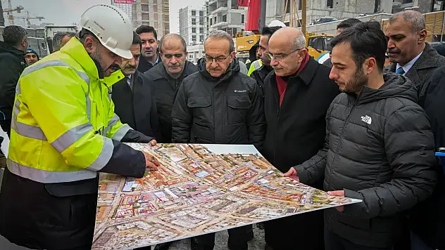Fuzuli Caddesi'nde Dönüşüm Sürüyor: Vali Yavuz Sahada