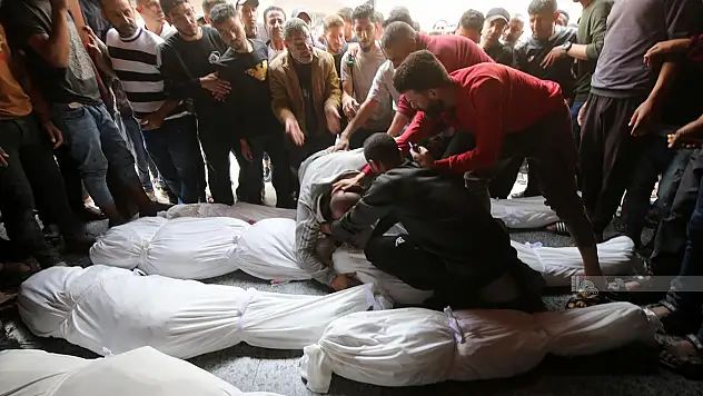 Gazze'de can kaybı 71 bin 795'e yükseldi