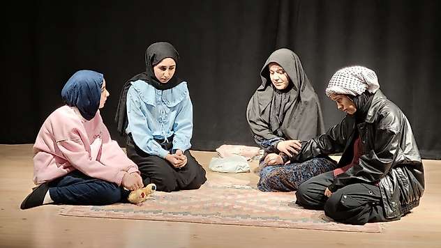 Gazze dramını sahneye taşıyan imam hatip öğrencileri takdir topladı