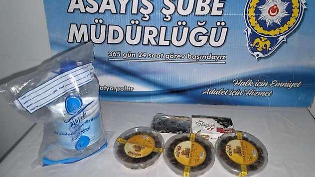 Geçici Ticaret Merkezi'nde Zemzem ve Hurma Hırsızlığı: 3 Gözaltı