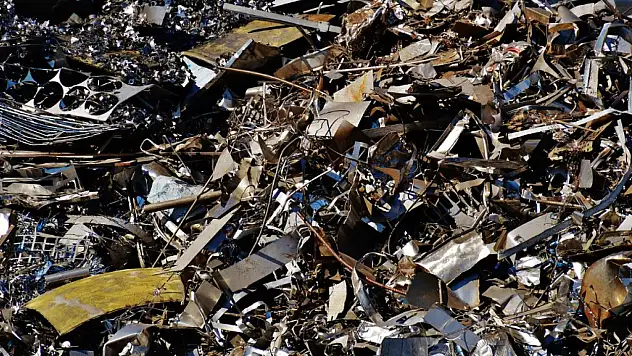 Geri Dönüşüm İçin Hurdacı Hizmetinin Önemi Nedir?