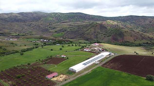 Gurbetten geldiği köyüne can verdi
