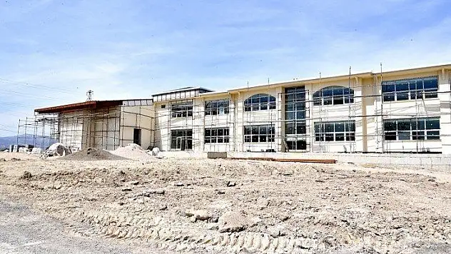 Gürkan: Gençlik Merkezi Malatya'mıza Hayırlı Olsun