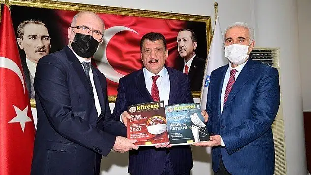 Gürkan, 'Yerel Basınımızın Her Zaman Yanındayız'