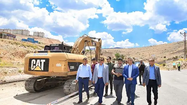 Büyükşehir Toki Yoluna İlk Kazmayı Vurdu