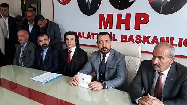 Çaparoğlu A.Adaylığını Açıkladı