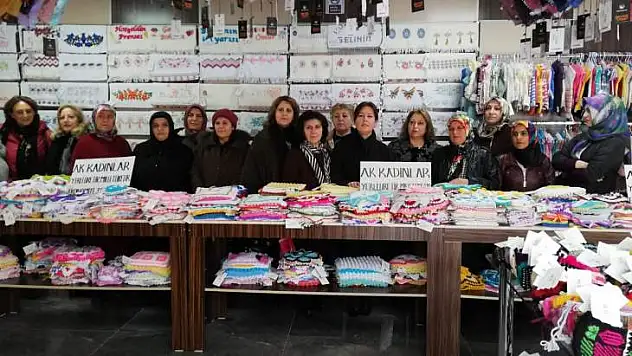 Ak Kadınlar Yerli Üretir, Milli Tüketir, Ekonomiye Destek Verir