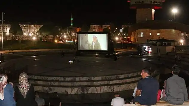 Sinemaseverlerden Yoğun İlgi