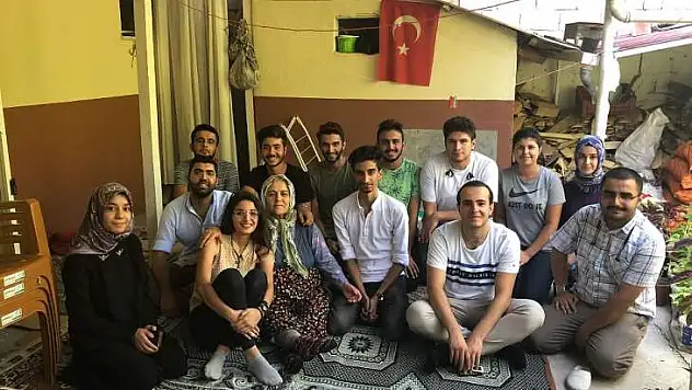 Gençlerden Vefa Örneği