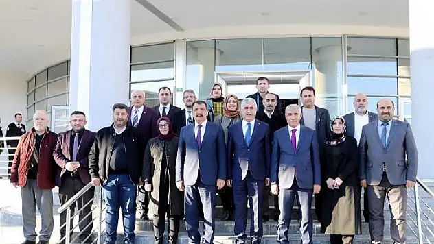 Başkan Gürkan, Malatya Büyükşehir Belediye Başkanı Polat'ı Ziyaret Etti