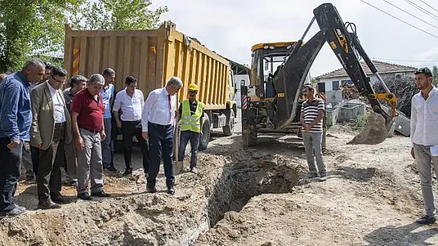 Başkan Polat, Hasırcılar'daki Altyapı Çalışmalarını İnceledi