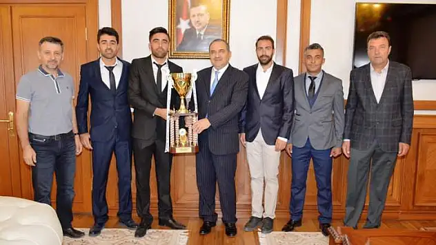 Vali Kaban, Başarılı Sporcuları Makamında Kabul Etti