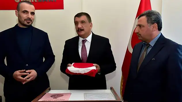 Başkan Gürkan, 'Toplumun Her Kesimini Kucaklayacağız'