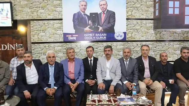 İstanbul,  Elazığ'ı Yaşıyor