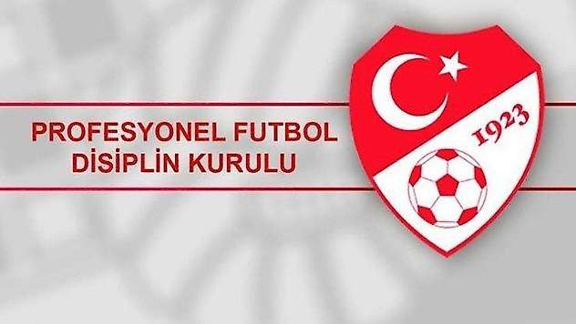 Hadebe'ye 3 maç ceza