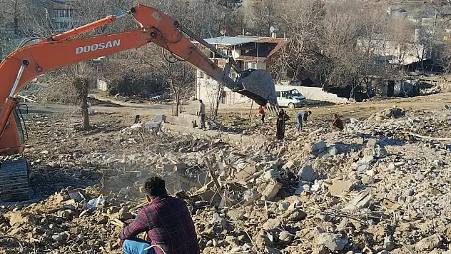 Hafriyatçılar İhalenin iptalini istiyorlar…