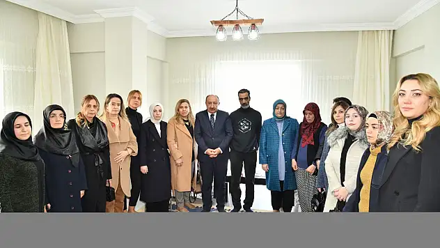 Hanife Yazıcı'dan Şehit Jandarma Uzman Çavuş Musab Haciömer Elmas'ın Ailesine Ziyaret