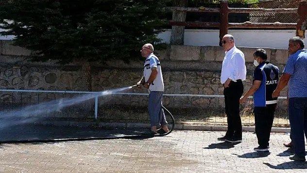 Hekimhan'da Okullarda Dezenfeksiyon Çalışması Yapıldı
