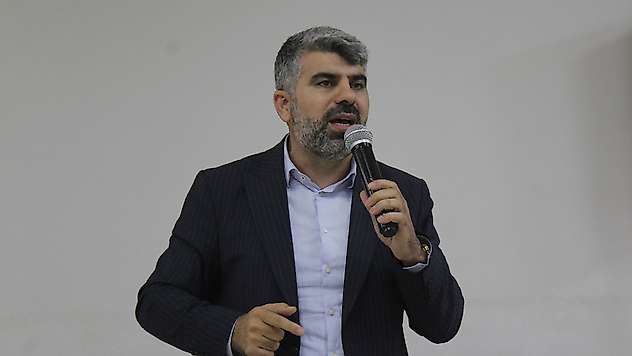 HÜDA PAR Mersin Milletvekili Dinç: Gençlerin evliliğini kolaylaştırmalıyız