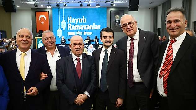 Hüseyin Can Güner ev sahipliğinde Malatyalılar Ankara'da iftar sofrasında buluştu
