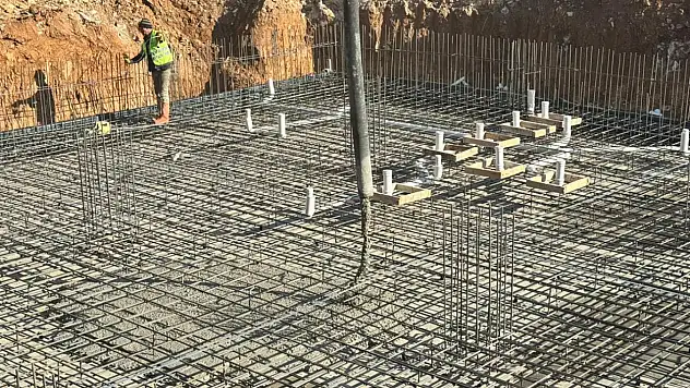 Hüseyin Kölük Camii'nin temeli dualarla atıldı