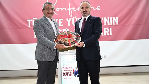 İçişleri Bakan Yardımcısı Turan'dan Malatya'da güçlü Türkiye vurgusu