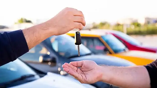 İkinci el araçta 6 ay ve 6 bin kilometre kuralı 1 Temmuz 2026'ya uzatıldı