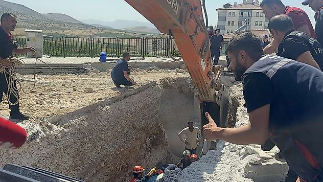 İkizce Deprem Konutları Şantiyesinde Acı Olay: İki İşçi Kurtarılamadı