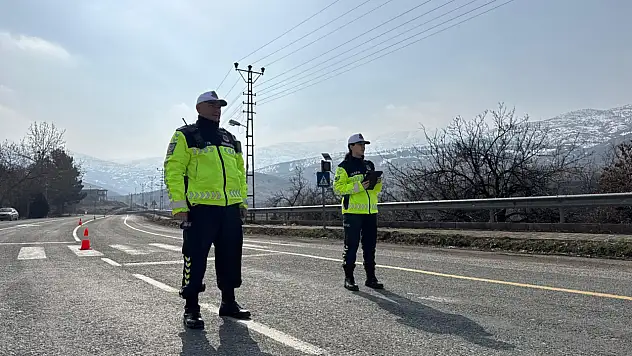 İl Jandarma Komutanlığı EkiplerinceDrone Destekli Trafik Denetimi Gerçekleştirildi