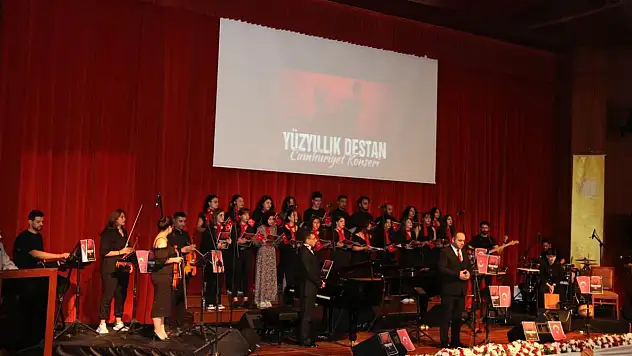 İnönü Üniversitesinden Cumhuriyet'in 100.Yılına Özel Konser