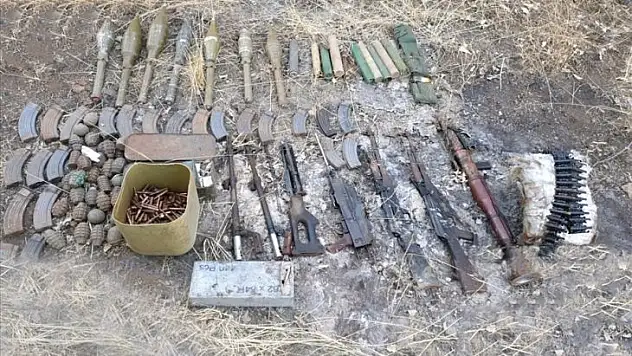 Irak Kuzeyi Hakurk Bölgesinde Terör Örgütü PKK'ya Ait Malzemeler Ele Geçirildi
