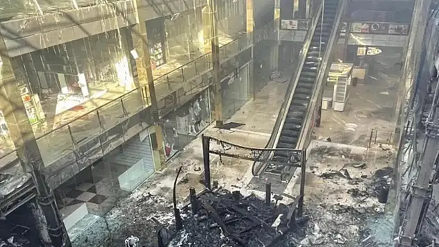 Irak'taki AVM yangınında can kaybı 61'e yükseldi: Ülke genelinde 3 günlük yas ilan edildi