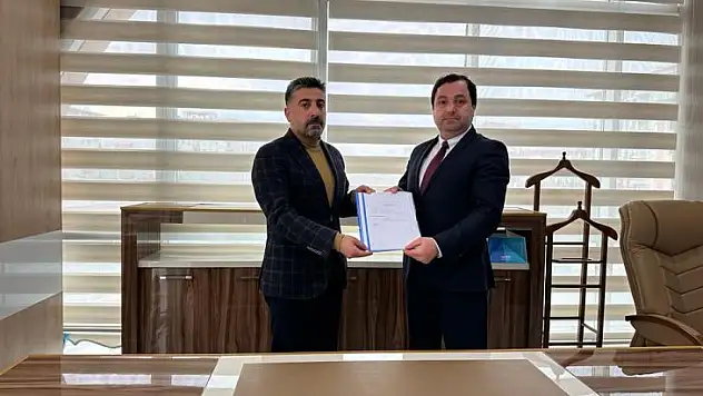 İş İnsanı Şahin Karaaslan Ak Parti'den Milletvekilliği Aday Adaylığı Başvurusunu Yaptı