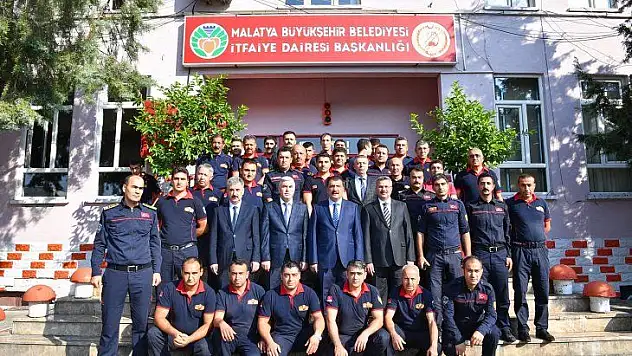İtfaiye Teşkilatımızı Azimli Ve Gayretli Çalışmalarından Dolayı Tebrik Ediyorum