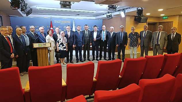 İYİ Parti Genel Merkezi'nde Malatya Zirvesi: Serdar Yıldız'a Güçlü Destek