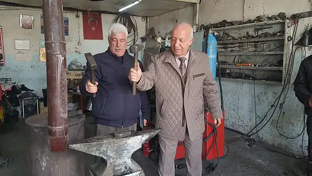 İyi Parti'li Adaylar Sanayi Sitesi  Esnafı İle Bir Araya Geldi