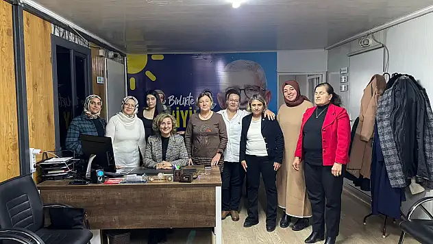 İyi Partili Kadınlar, 5 Aralık Tarihini Bir Arada Kutladılar