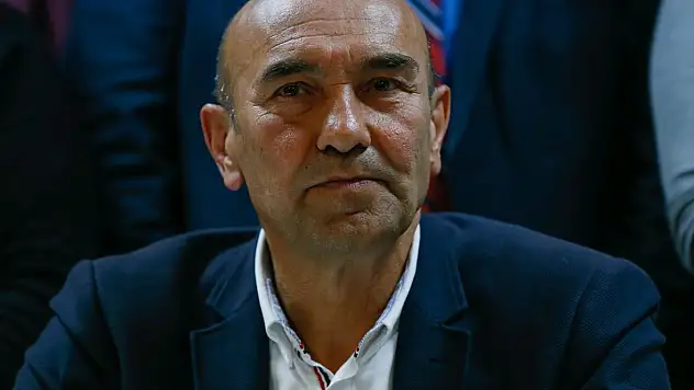 İzmir'deki yolsuzluk operasyonunda 45 kişi tutuklandı