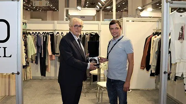 İzmir Moda Endüstrisi 1,5 milyar dolar ihracat hedefine Fashion Prime Fuarıyla 1 adım daha yaklaştı