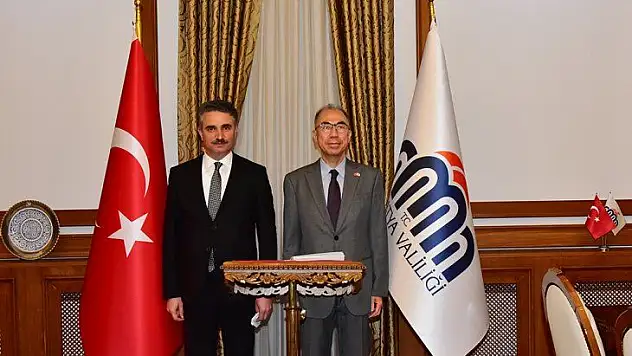 Japonya'nın Türkiye Büyükelçisi Kazuhiro Suzuki Vali Baruş'u Ziyaret Etti