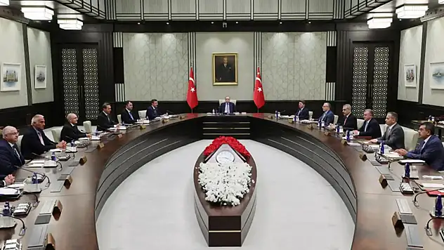 Kabine, 'Terörsüz Türkiye' sürecinin yeni aşamasını ve orman yangınlarını görüşecek