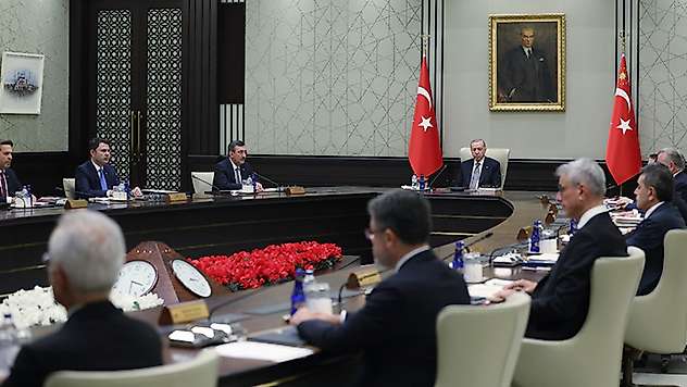 Kabine 'Terörsüz Türkiye' ve ekonomi gündemiyle toplanıyor