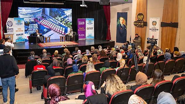 Kadın Kütüphanesi Projesi Gündemde: Malatya'da Yeni Adımlar