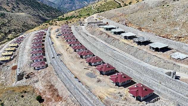 Kadiruşağı'na 76 Köy Konutu ve İki Yeni Köprü Müjdesi