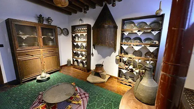 'Kadrajdan Kültüre' projesiyle gözler önüne sermeye devam edecek.